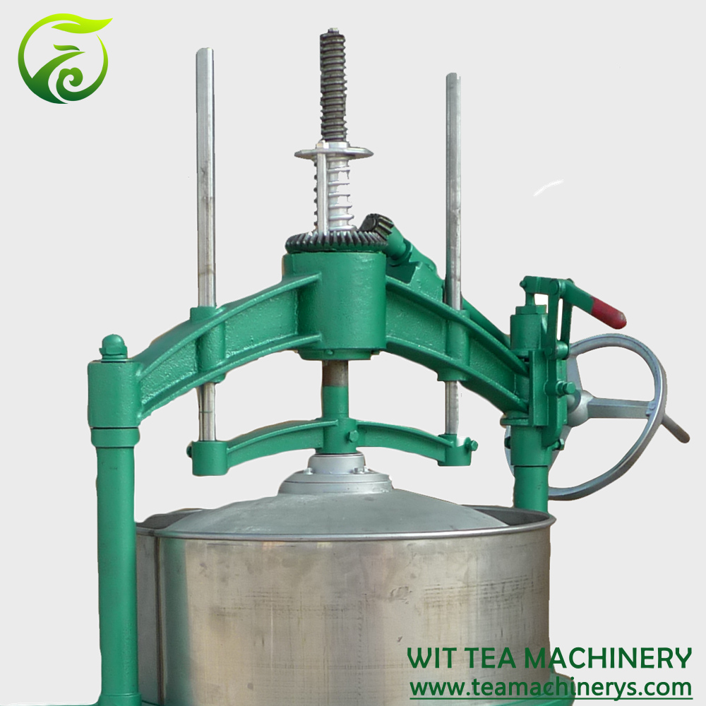 ZC-6CRT-25B tea rollers table with aluminum disc and stainless steel drum, capacity about 2.5 kg/time, suitable for home use, small mini factory and DIY use.